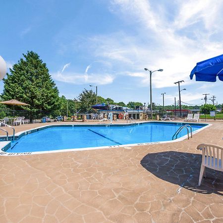 Quality Inn Gastonia Exterior photo