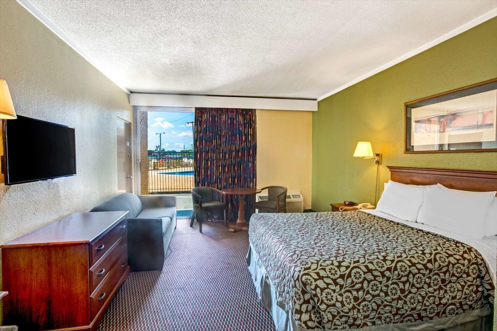 Quality Inn Gastonia Exterior photo