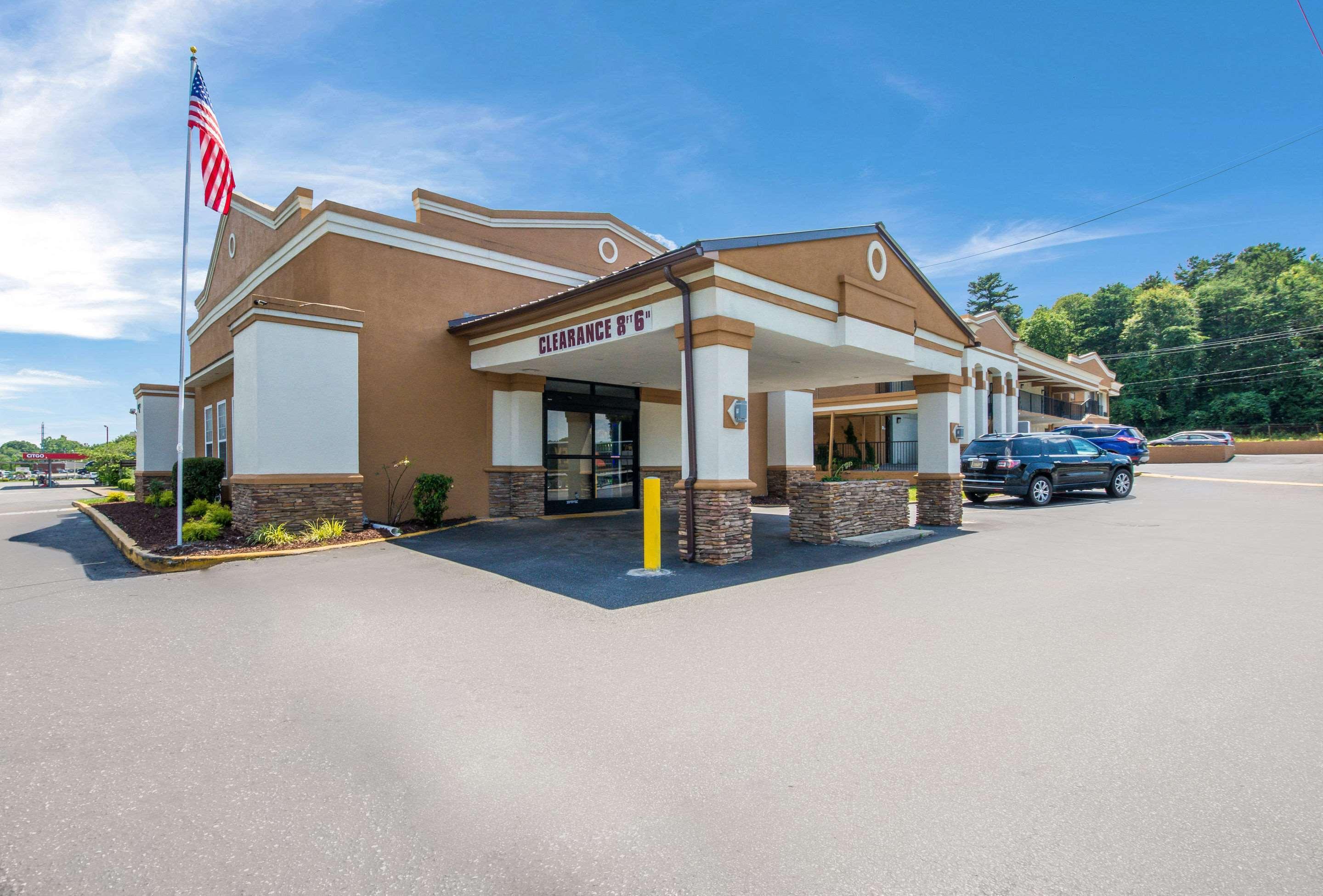 Quality Inn Gastonia Exterior photo