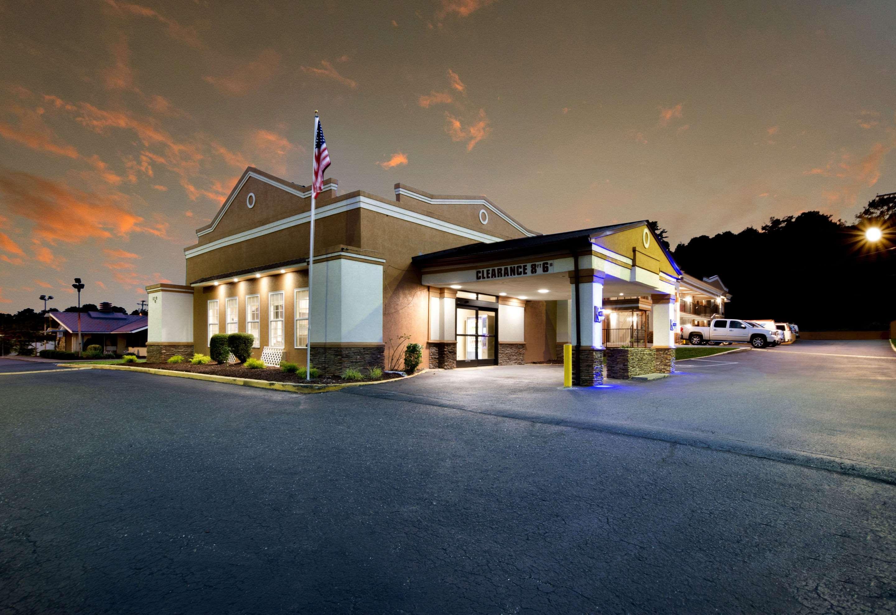 Quality Inn Gastonia Exterior photo