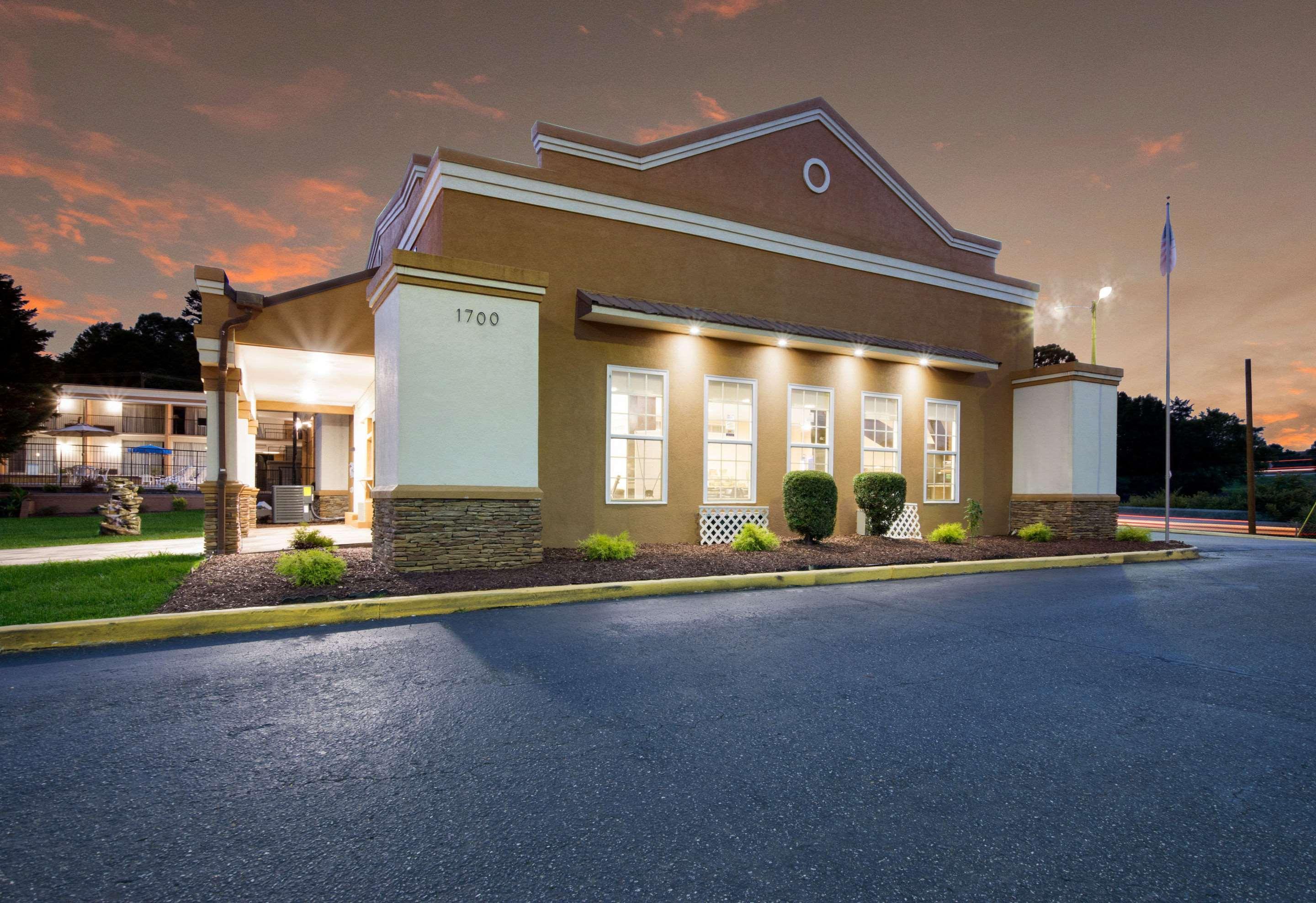 Quality Inn Gastonia Exterior photo