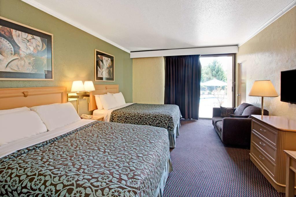 Quality Inn Gastonia Exterior photo